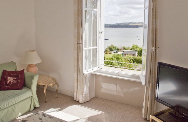 Excelente Waters Edge Seaviews 1er Piso Apt 20% Descuento Ferry Península de Crozon