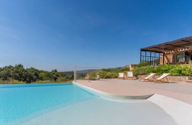 Magnífica villa, vista panorámica, piscina infinita climatizada