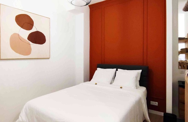 Superbe appartement a cote de la Grande Place de Saint Ghislain.