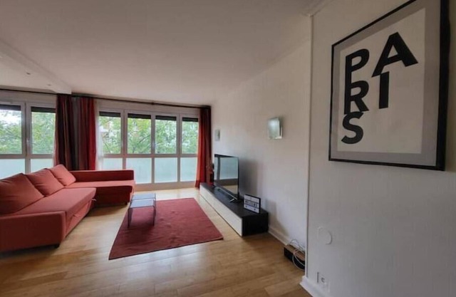 Superbe Appartement , Lumineux, Proche Paris