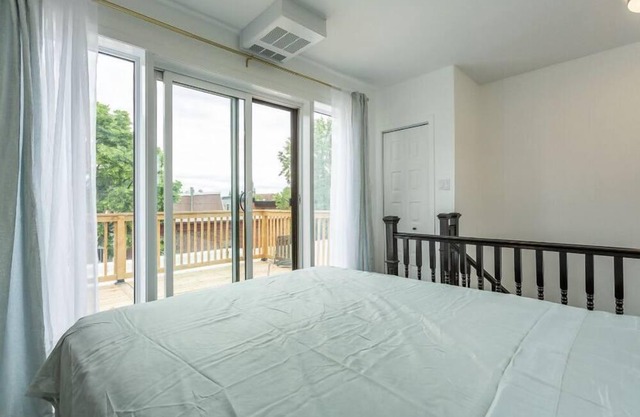 Superbe Condo 2BDR avec Terrasse