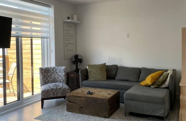 Superbe Logement Neuf Avec Terrasse sur le Toit