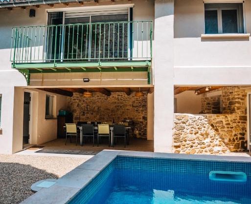 Superbe maison de village-Piscine-Idéal famille