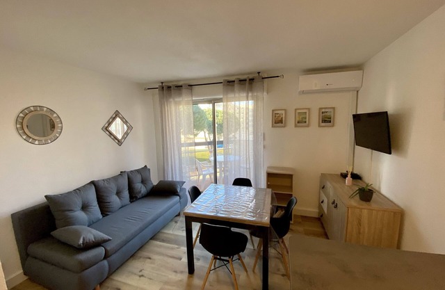 Superbe Studio Cabine en Bord de Marina
