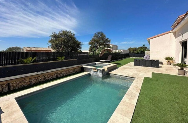 Superbe villa avec piscine