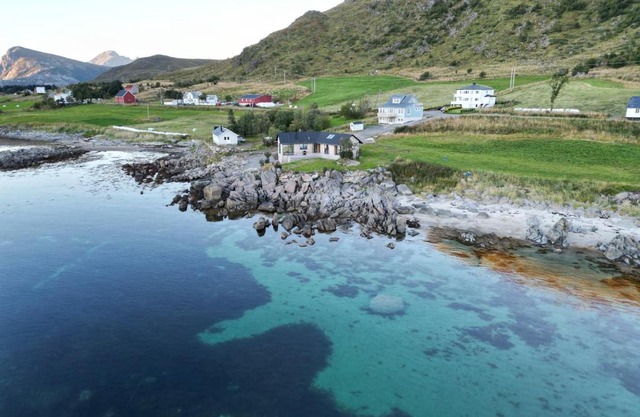 Superior Cabin with Private Beach Lofoten