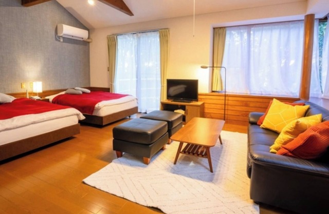 Superior JapaneseWestern style cottage Indoor ho / Ito Shizuoka