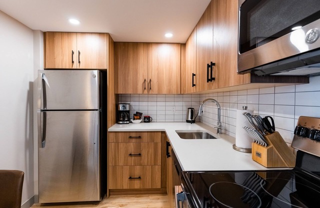 Superior Three Bedroom Apartment