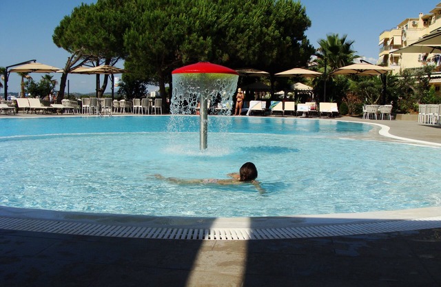Supreme Hotel & Spa