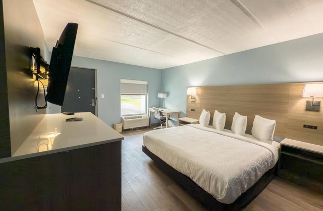 SureStay by Best Western Jacksonville Airport