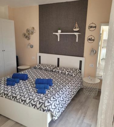 Surf House Mirice