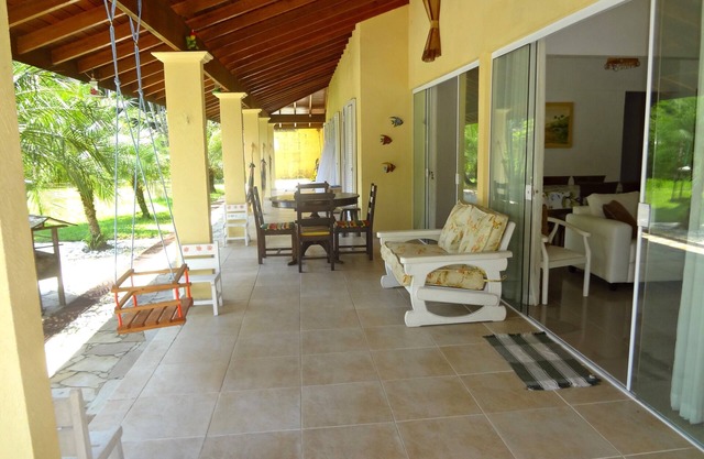 Casa de playa con piscina, barbacoa. Mesa de billar, cama elástica, mesa de ping ..