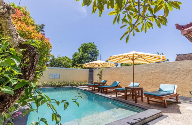 Surf Retreat Villa Sari Bali