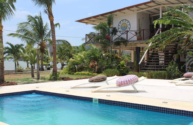 Surfhouse / Apartments Ocean Breeze and Ocean View