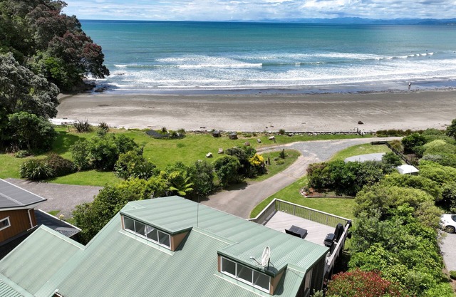 Surfs Reach - a stunning beachfront retreat