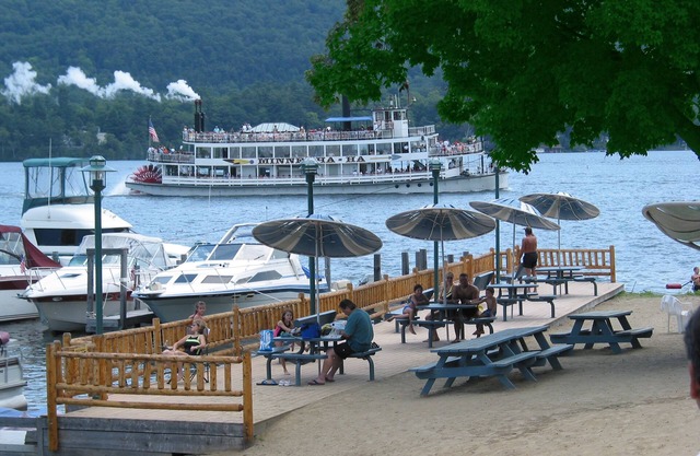 Surfside On The Lake