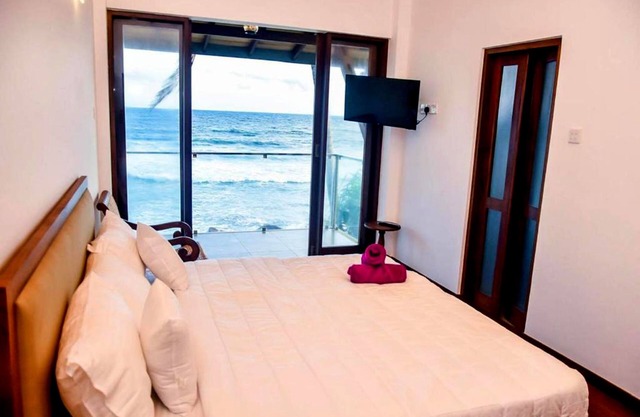 Surfside Serenity Ahangama