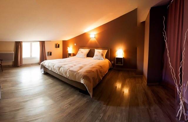 "Rendirse" ESTA HERMOSA CAMA ACOGEDORA Y LUZ deletreará