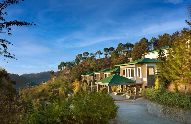 Suryavilas Luxury Resort & Spa