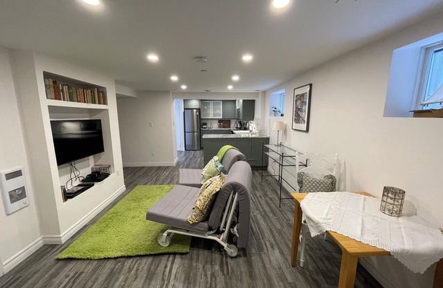 Sustainable 1-Bedroom Apartment in 100-year old Beach Cottage