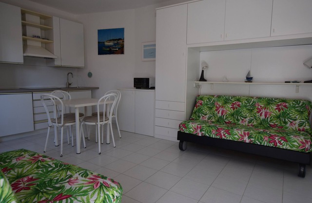 susy 2, estudio cerca del mar