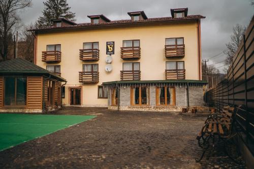 SV HOTEL&camp