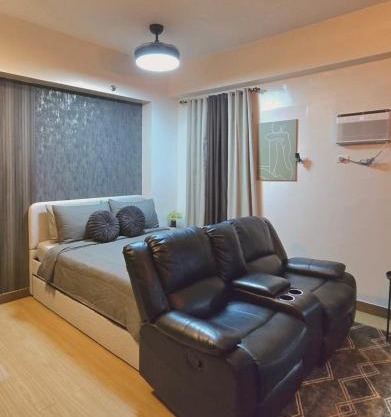 SW Staycation Sam Suite SMDC Hope Residences Beside SM City