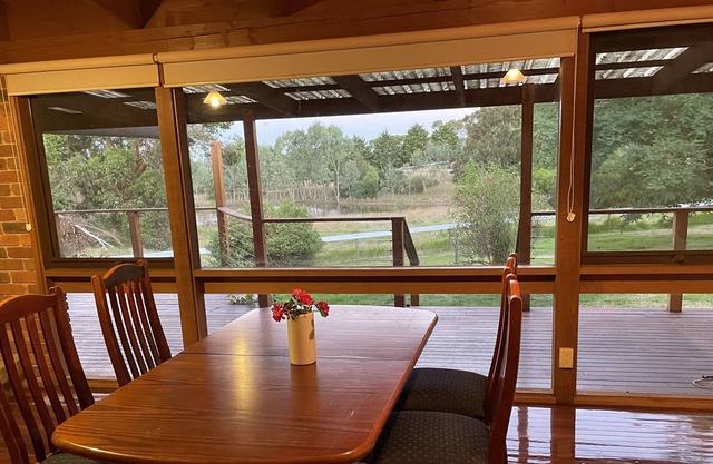 Swan Lake Homestead holiday accommodation