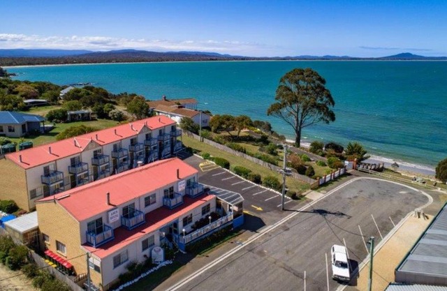 SWANSEA VILLAS