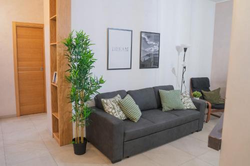 Sweet 3 bedr apt - 3 stops from Piramide