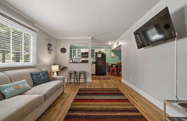 Sweet ATL Condo close to the Beltline & Ponce City Market