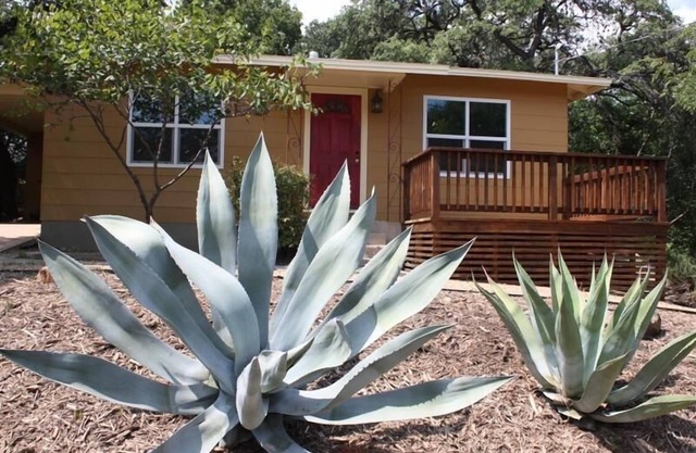 Dulce y cómodo 2/1 casa Bouldin. Caminar a los remolques de alimentos, Zilker / Barton Springs