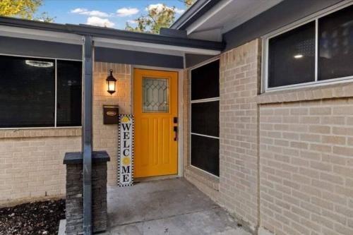 Sweet Haven Near Airport, Restaurants Plus Car Rental Available Upon Request