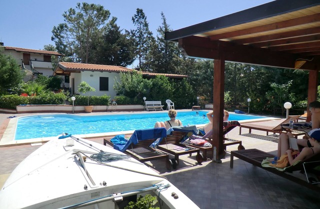 Bienvenido, SWEET HOME Enorme piscina de agua salada en Sicilia