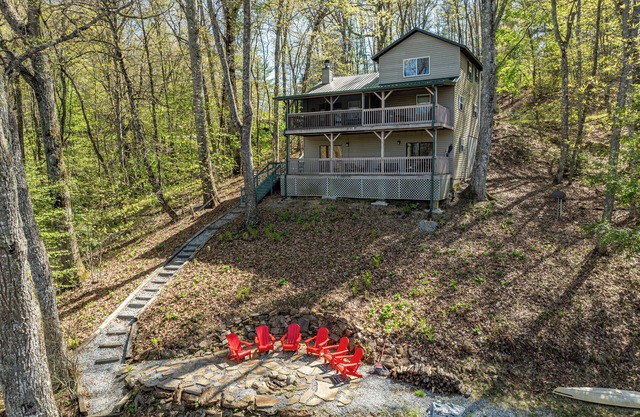 Sweet Lakehouse Dreams - Family Home w/ Dock on Lake Glenville!