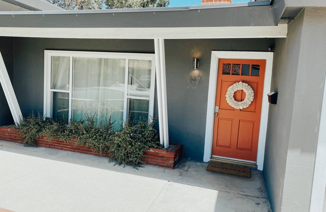 Dulce Mid-Century Fullerton House cerca de Disneyland!—En un barrio super pintoresco