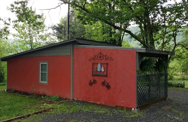 Max Glamping Dupont! Trae tu bicicleta!