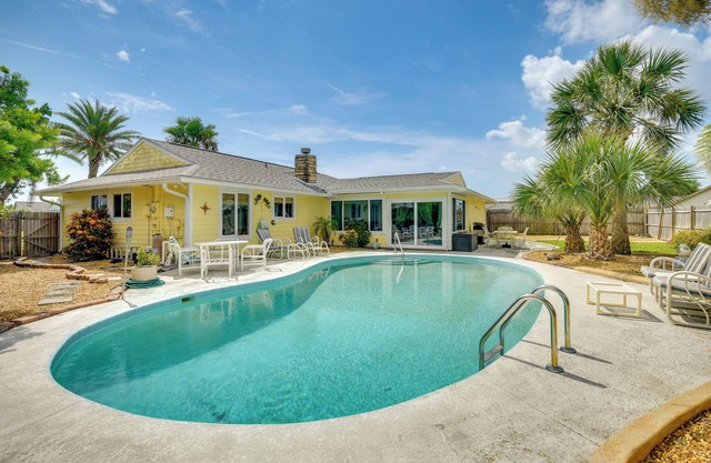 Swim, Fish & Walk to Shore: Ormond Beach Home!