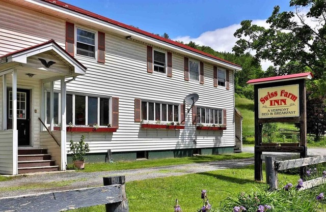 Swiss Farm Inn - Killington Area - Sleeps 15