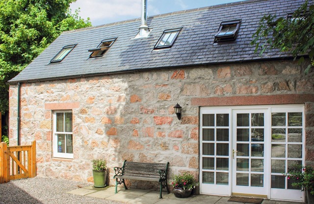 Sycamore Cottage - UK45923