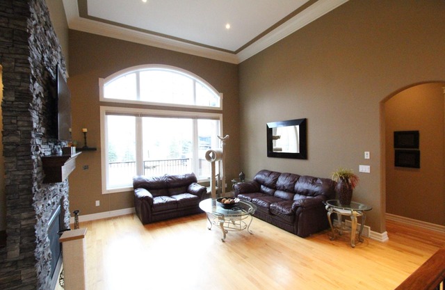 Sylvan Lake Executive Home, a 5 minutos a pie de la playa