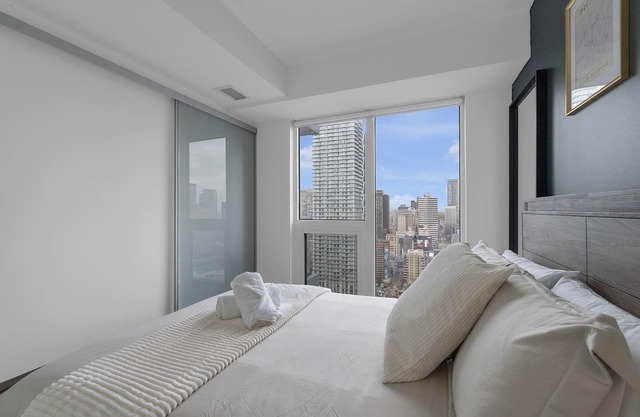 Sylvestre Suites - 2BR - City View