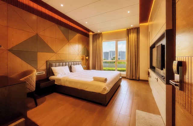 Symphony Inn
