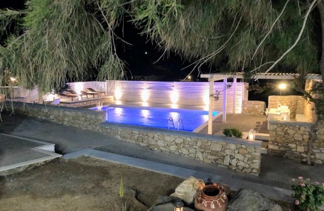 Syros village suites