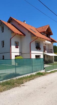 Szikszai Apartman