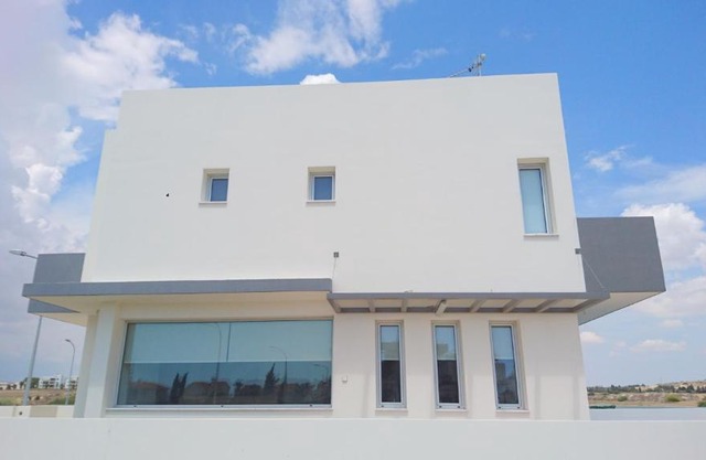 T&E Villa