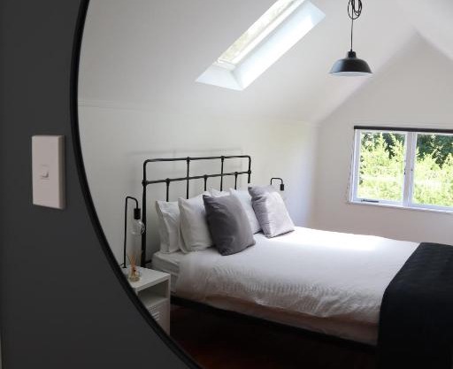 T H E B A R N Boutique Accomodation