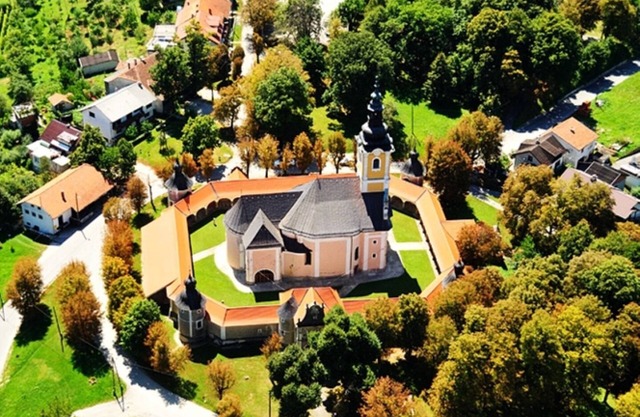 Vanja - 200m From Centar City - SA1