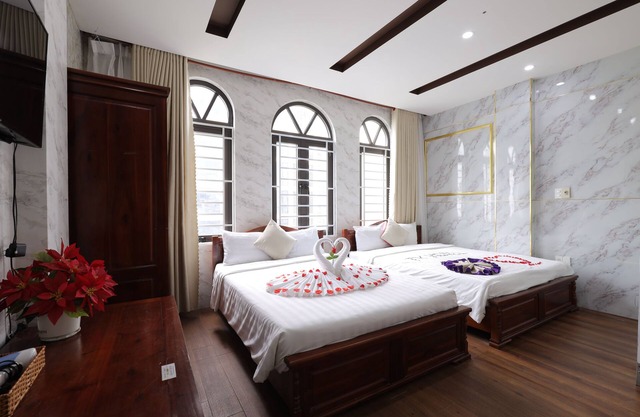 T Y Hotel & Apartment
