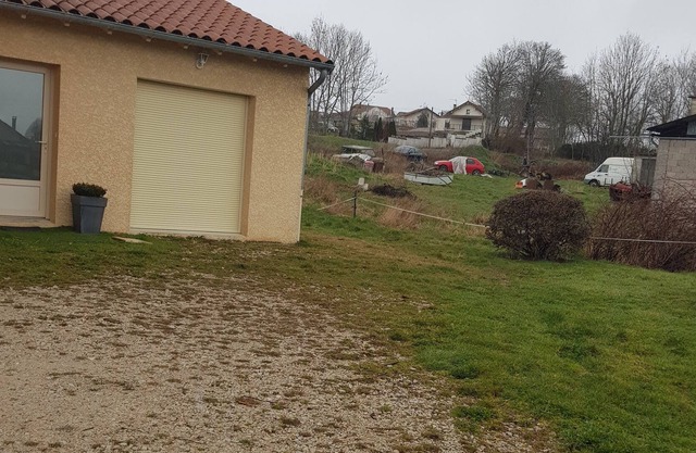 T1 house with parking